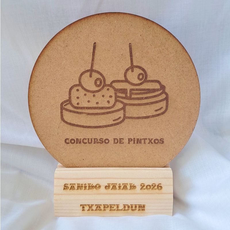 Trofeo de madera personalizado a laser