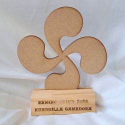 Trofeo madera lauburu