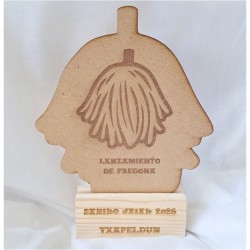 Trofeo concurso de lanzamiento de fregona